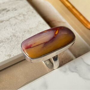 “B O H O” Natural Mookaite Ring in 925 Sterling Silver!! US: 10 or Adjustable